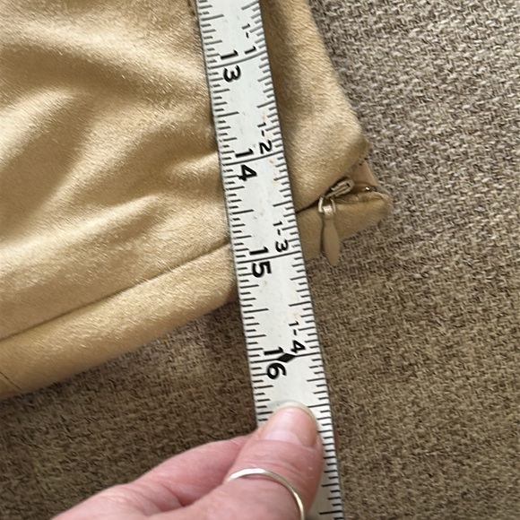 CARLISLE SUEDE ,CREAM, SOFT, FULLY LINED PANTS, SIZE 4 - Picture 11 of 14